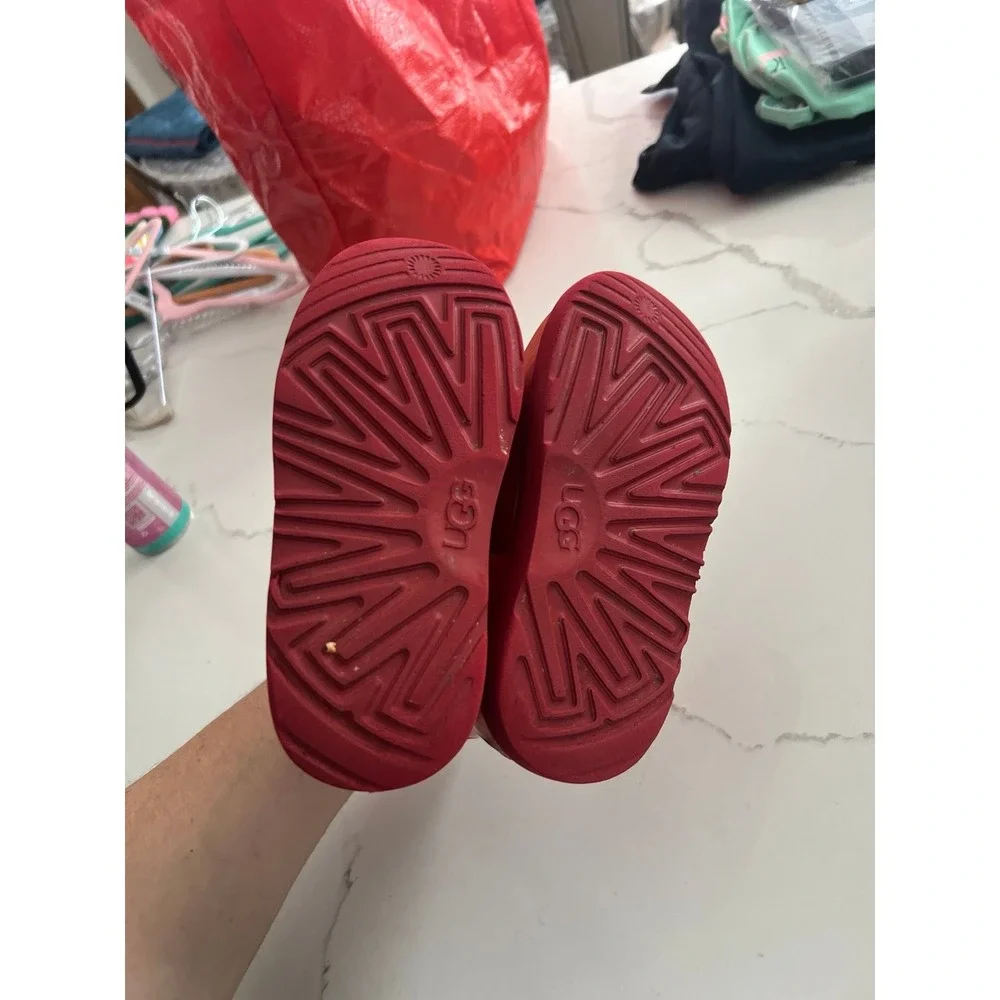 UGG Kids Classic Clear Mini II Red Waterproof Snow Boots 1112386K Size 11